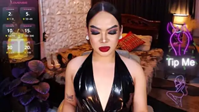 GODDESSHUGECOCKANDREA online show from 7, 5, 2026