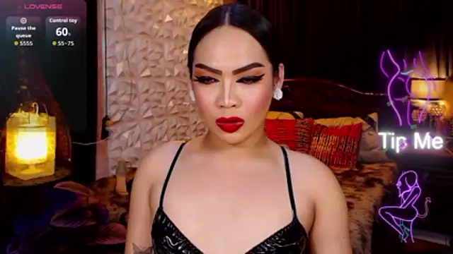 GODDESSHUGECOCKANDREA online show from 23, 4, 2026