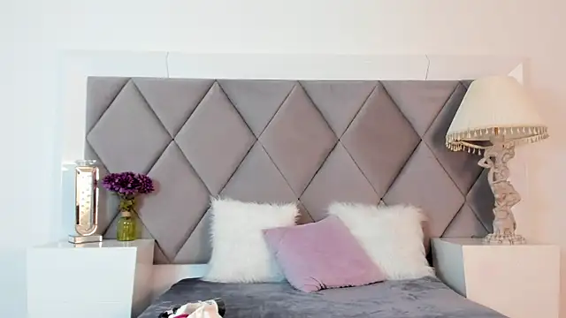 GiadaRizzo online show from 2, 10, 2025