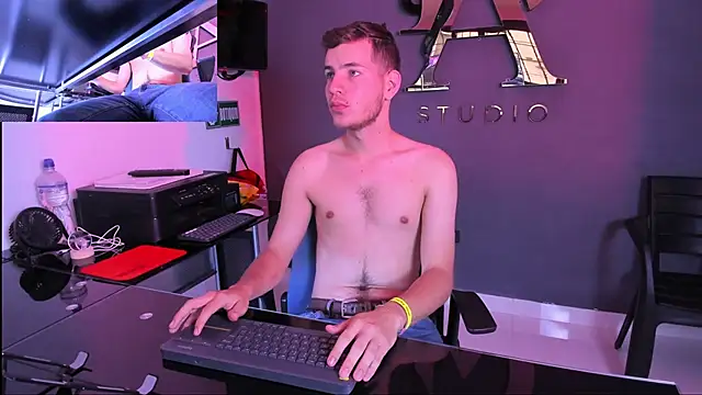 lara and danny online show from 21, 9, 2025