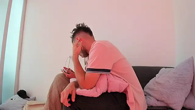 lara and danny online show from 25, 10, 2025