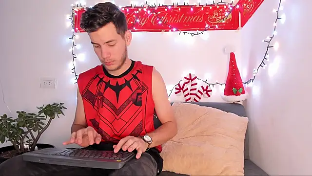 lara and danny online show from 21, 11, 2025