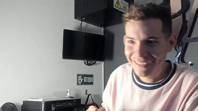 lara and danny online show from 10, 10, 2025