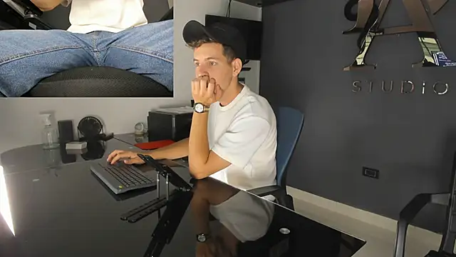 lara and danny online show from 27, 9, 2025