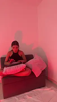 lara and danny online show from 17, 10, 2025