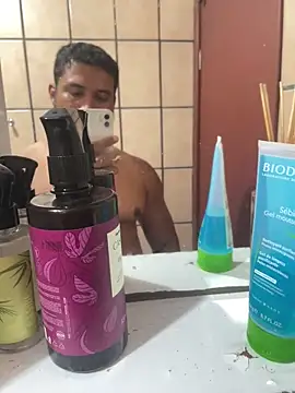 alanjordan100 online show from 7, 4, 2026