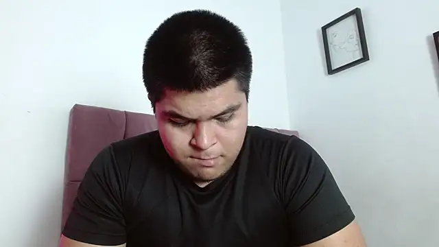 naomi campbel  online show from 5, 3, 2026