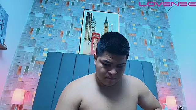 naomi campbel  online show from 19, 3, 2026