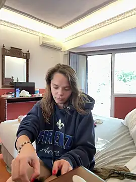 Snapshot of Wildmaca chatting on 11, 10, 2025 Wildmaca online show from 11, 10, 2025