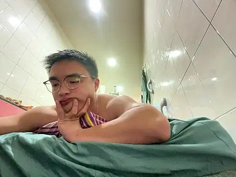 greenteazhang online show from 18, 12, 2025