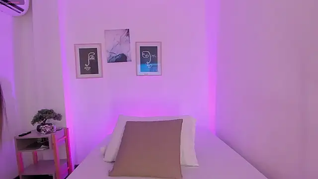 Anastasia lauren online show from 5, 2, 2026