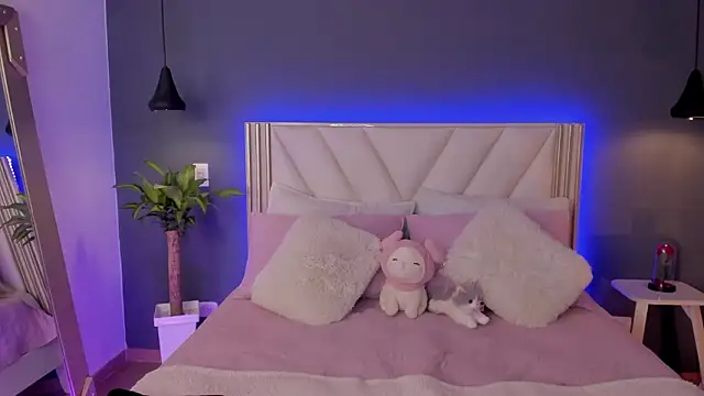 NaishaFord 1 online show from 25, 3, 2026