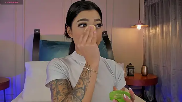 NaishaFord 1 online show from 25, 10, 2025