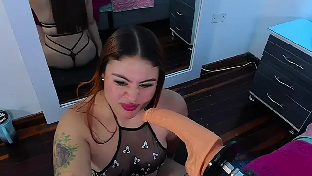 AdeleJhones online show from 14, 4, 2026