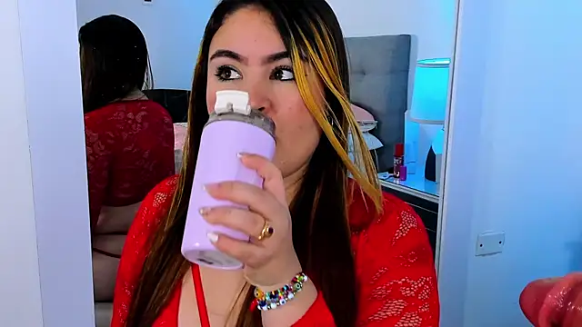 AdeleJhones online show from 9, 10, 2025