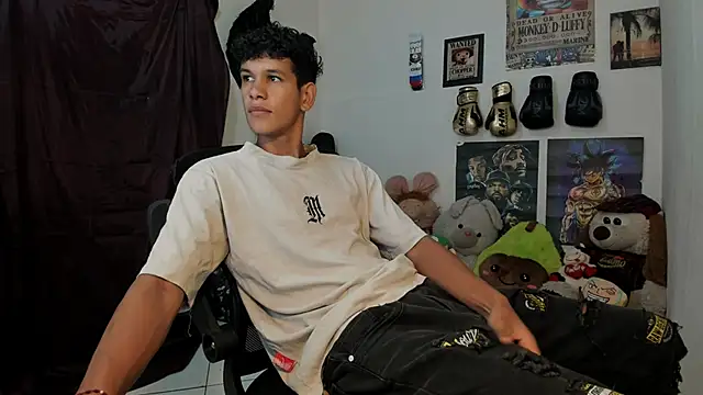 Snapshot of brandonstonexl chatting on 4, 3, 2026 brandonstonexl online show from 4, 3, 2026