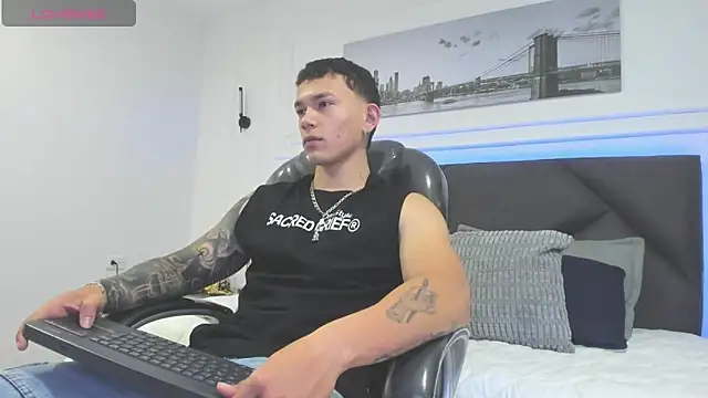 Snapshot of Thomas_moon chatting on 20, 2, 2026 Thomas moon online show from 20, 2, 2026