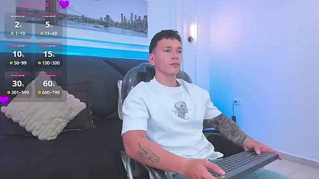 Thomas moon online show from 7, 11, 2025