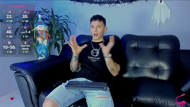 Thomas moon online show from 12, 10, 2025