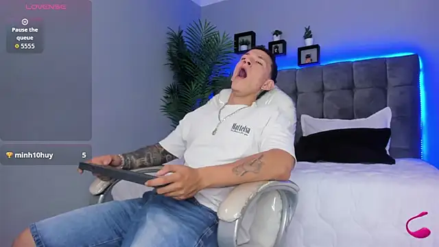 Thomas moon online show from 3, 4, 2026