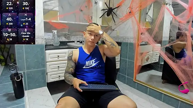 Thomas moon online show from 9, 10, 2025