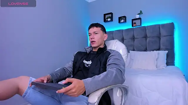 Thomas moon online show from 16, 1, 2026