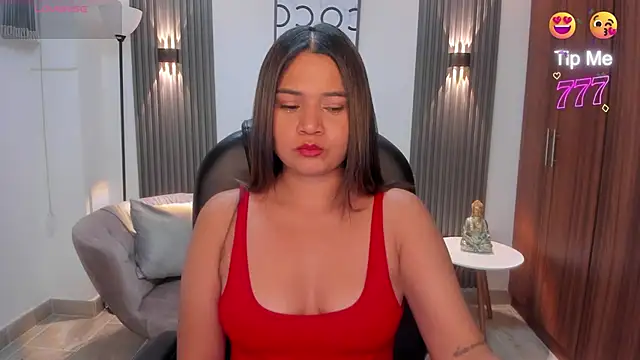 Snapshot of Karliie_kloss_ chatting on 2, 7, 2026 Karliie kloss online show from 2, 7, 2026