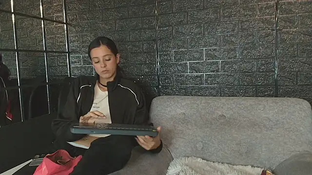 HellAndDante  online show from 7, 11, 2025