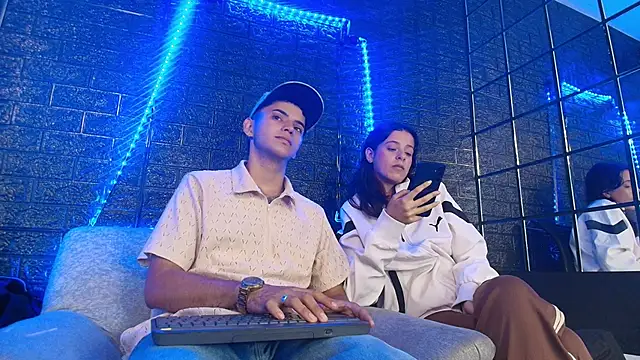 HellAndDante  online show from 13, 11, 2025