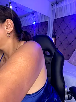 Snapshot of Sussan__ chatting on 20, 10, 2025 Sussan online show from 20, 10, 2025