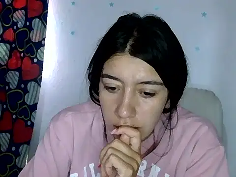 Madow Lu online show from 24, 11, 2025