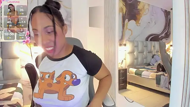 Elowen Clark online show from 23, 9, 2025