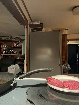 vanessraine online show from 13, 1, 2026