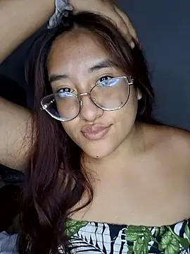 Snapshot of alondra2608 chatting on 14, 1, 2026 alondra2608 online show from 14, 1, 2026