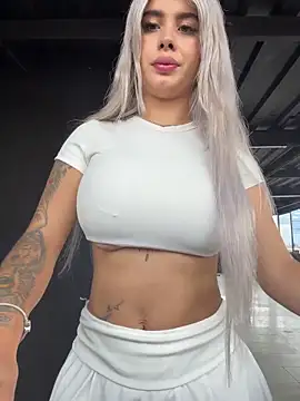 Snapshot of YouCandiSumisa chatting on 8, 2, 2026 YouCandiSumisa online show from 8, 2, 2026