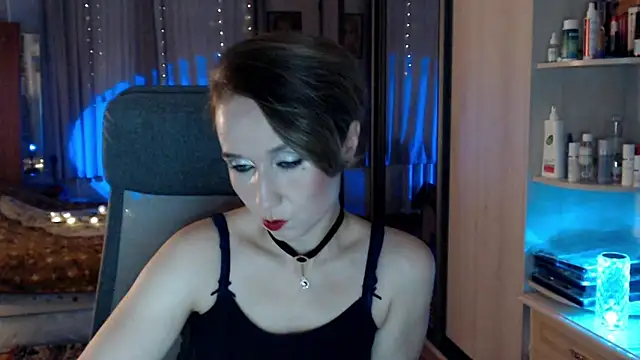 ClassyInna online show from 19, 11, 2025