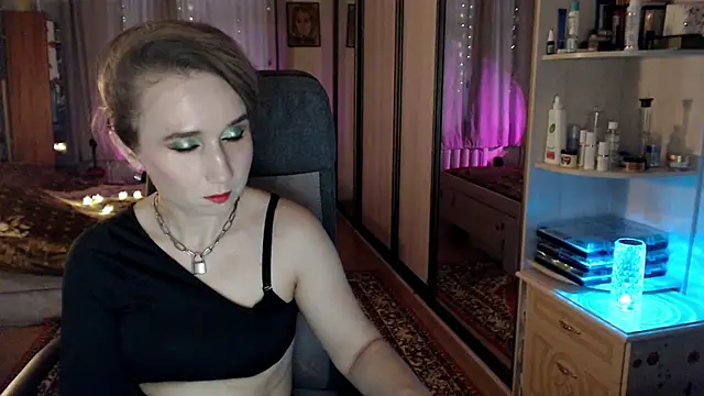 ClassyInna online show from 30, 10, 2025