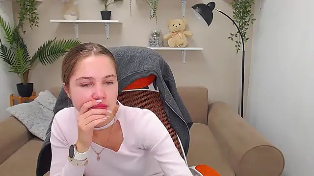 Spicy Lexi online show from 9, 10, 2025