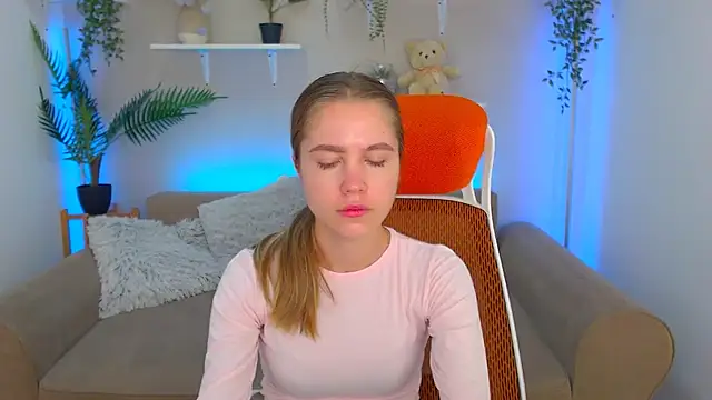 Spicy Lexi online show from 13, 9, 2025