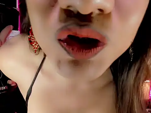 10inBigcockSurpise online show from 10, 3, 2026