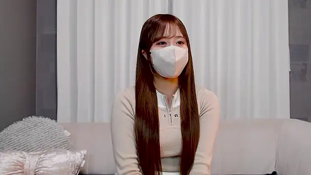  YUI CHAN  online show from 18, 1, 2026