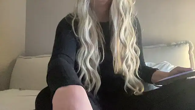 Wodkarella online show from 1, 10, 2025