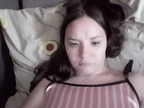 KatrinxCute online show from 17, 9, 2025