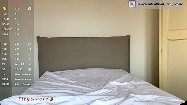 lilyofficial online show from 29, 3, 2026