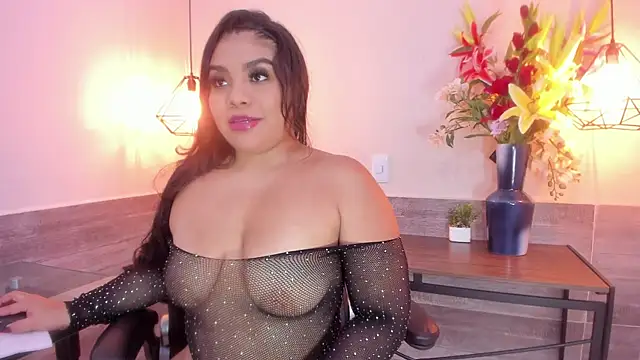 MiaMoxxy online show from 27, 10, 2025
