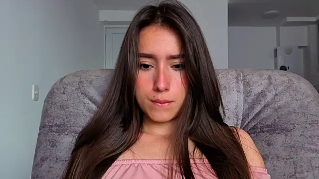 Adhara Kitten online show from 18, 4, 2026