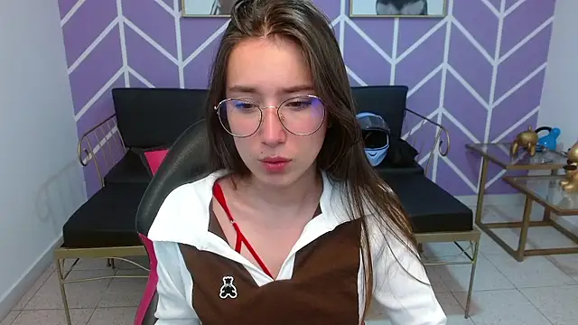 Adhara Kitten online show from 14, 1, 2026