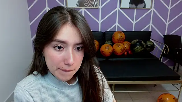 Adhara Kitten online show from 13, 11, 2025