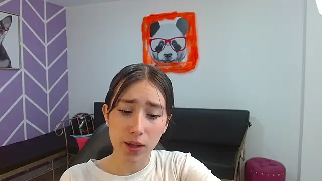 Adhara Kitten online show from 16, 10, 2025