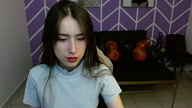 Adhara Kitten online show from 18, 11, 2025